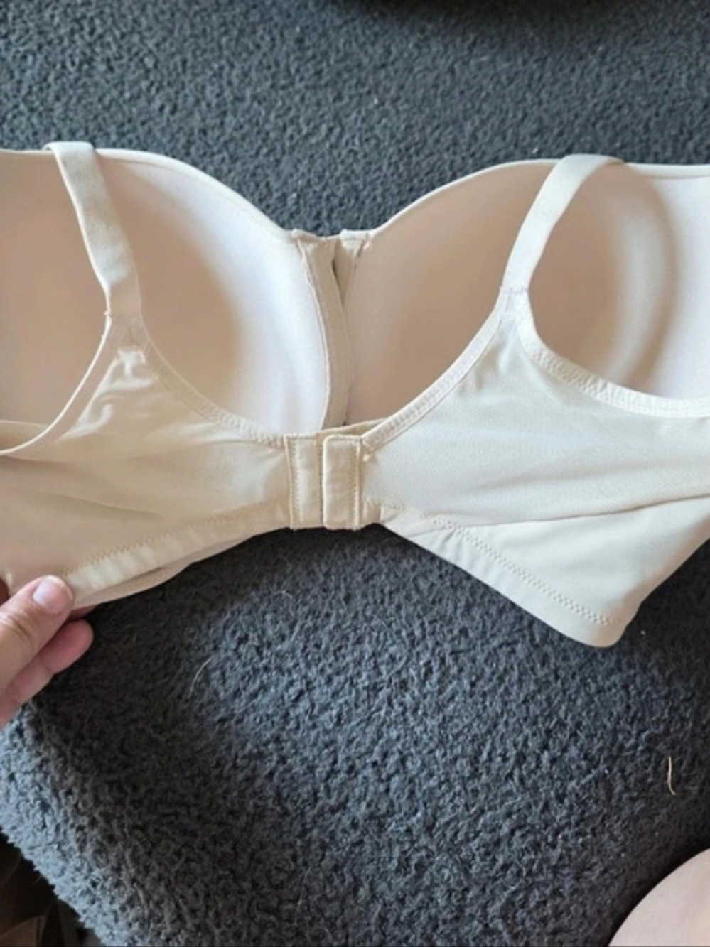Cream Bra Like New - Picture 2 of 2